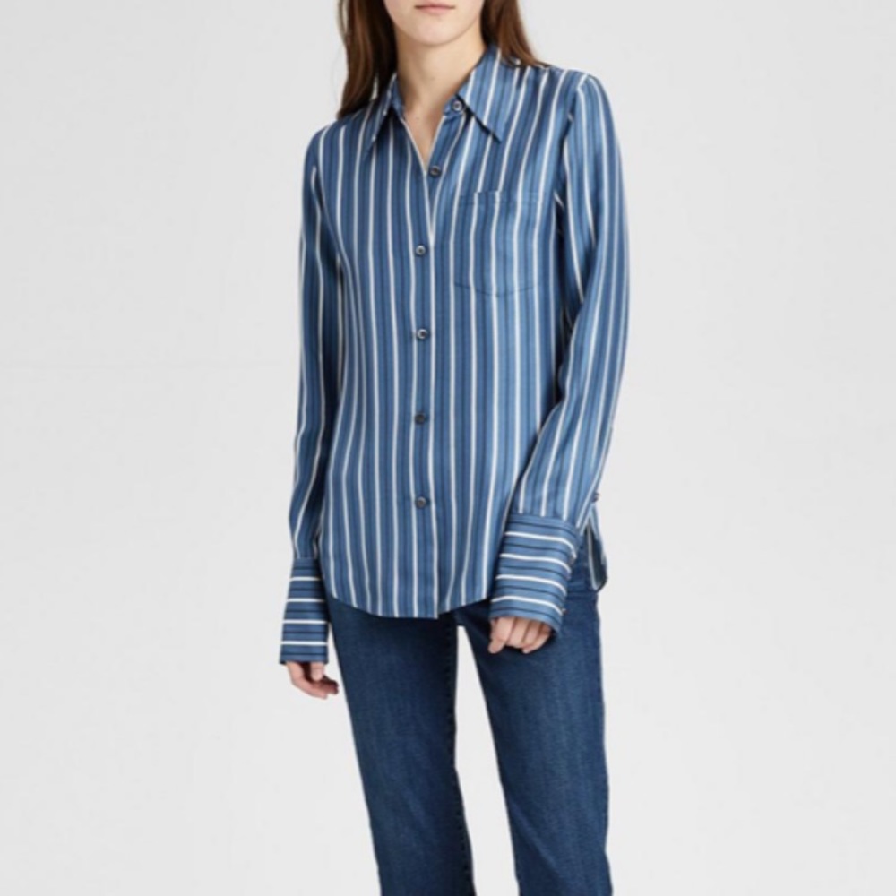 Silk Slim collar button down. stripe twill